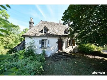 maison 8 pièces 185 m²