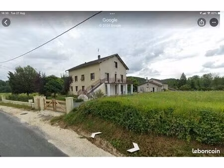 propriété avec un potentiel de développement économique polyvalent