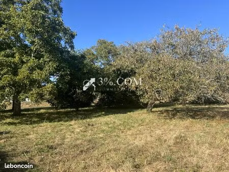 terrain 1 853 m² bonnes