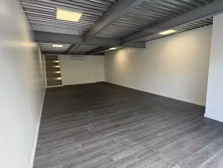 local commercial 187 m² chambly