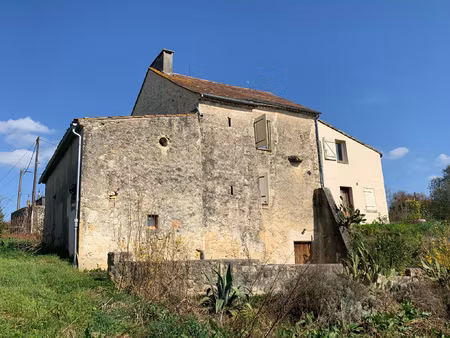 exclu ! charmante maison en pierre de 177 m2 habitable avec
