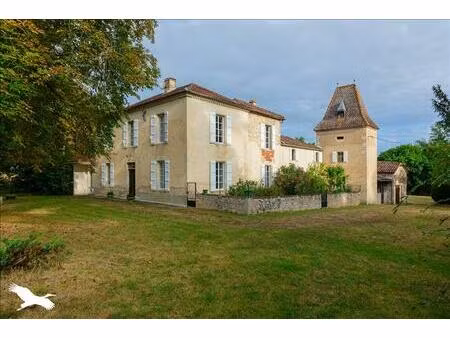 vente maison 10 pièces 324 m² montréal (32250)