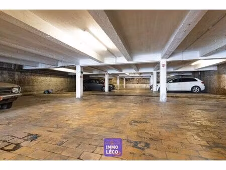 1 emplacements de parking  en plein centre-ville  ideal inv