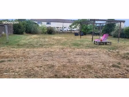 emplacement place parking jardin