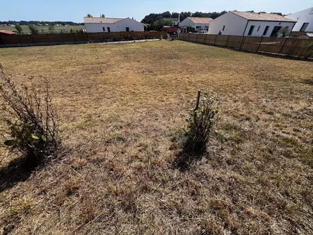 vente terrain à batir 648 m² à breuillet (17920)  94 500 €