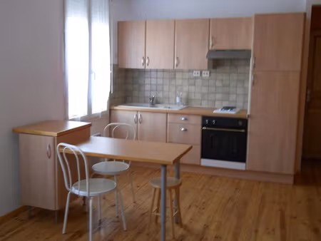 location meublée appartement 1 pièce 31 m² à chauny (02300)  450 €