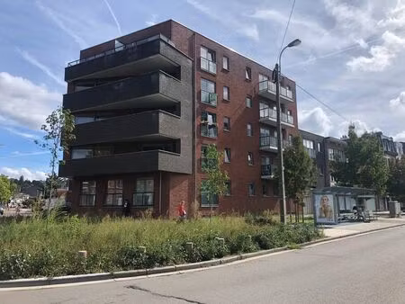 parkings auto / moto à louer quartier des vennes 4020 liège