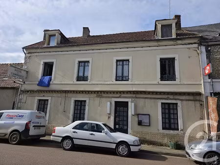 vente maison 10 pièces 245 m² à saint-pierre-le-moûtier (58240)  99 000 €