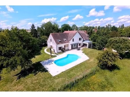 maison de prestige en vente crécy-la-chapelle  france