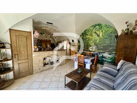 vente maison 5 pièces 103 m² ansouis (84240)