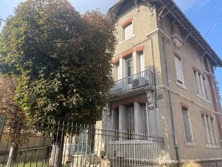 à vendre ales p4 proche du coeur de ville