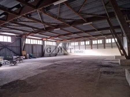 vente local industriel 1601 m² domont (95330)