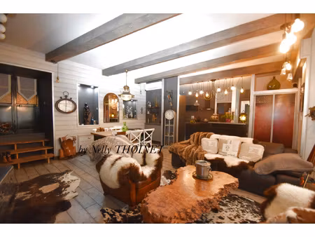 dépt.63  besse-et-saint-anastaise  maison centre ville  167