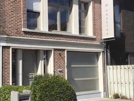 praktijkruimte te huur in het centrum van zwijndrecht