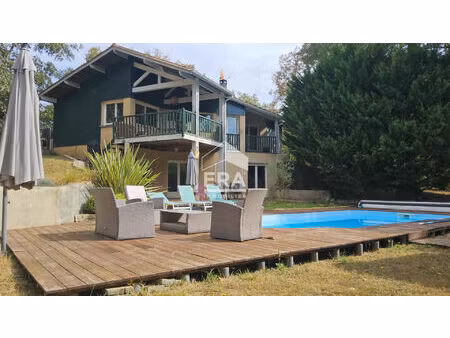 belle maison 5 chambres avec piscines