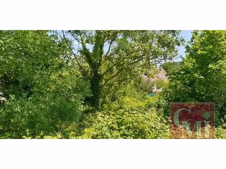 exclusivite !! tres beau terrain a batir -