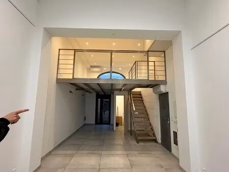 location commerce 45 m² à valenciennes (59300)