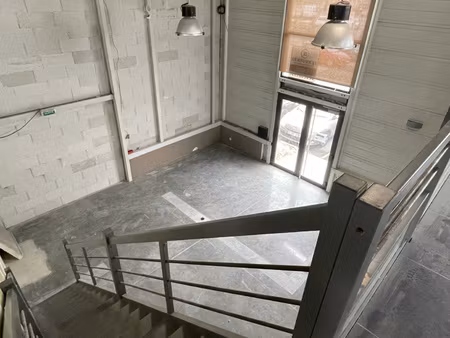 local commercial 160m2