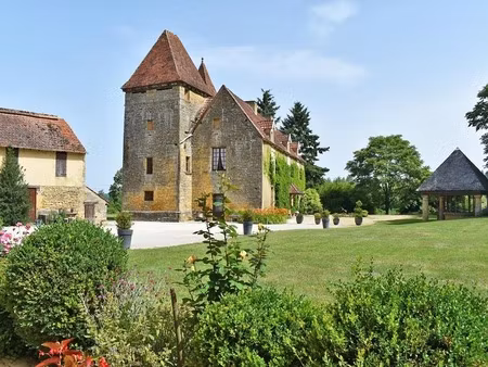 château à rafraichir à marcillac-saint-quentin