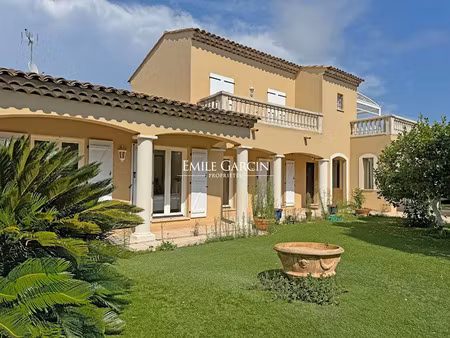 vente maison 6 pièces 204 m² à villefranche-sur-mer (06230)  2 900 000 €