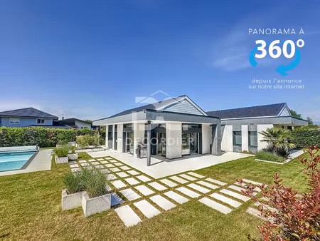 villa de luxe à vendre à neuvecelle