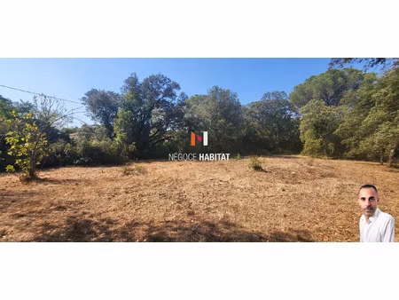 villevielle terrain de 2000m2 viabilise avec possibilite de
