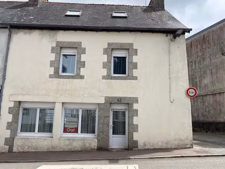 vente maison 3 pièces 81.85 m² à rostrenen (22110)  58 000 €
