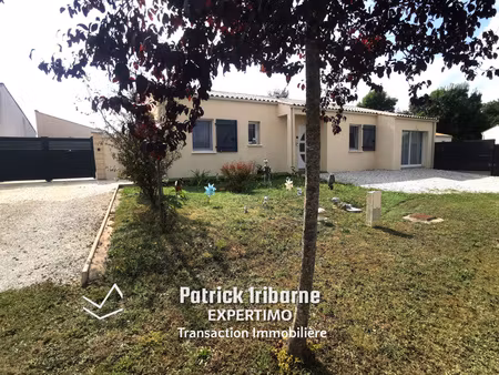 maison de plain pied avec piscine