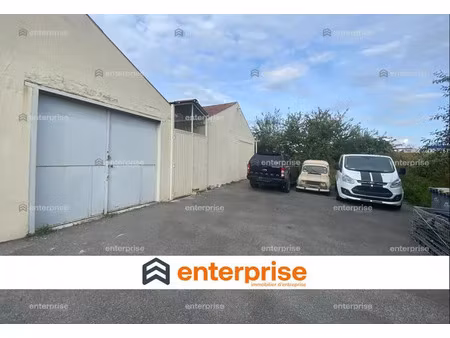 a louer - cellule d'activité  divisible à partir de 100m2