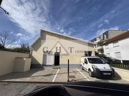 vente local industriel 80 m² villeneuve-le-roi (94290)