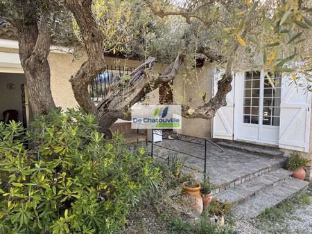 le revest-les eaux / villa 6 pièces - jardin et piscine