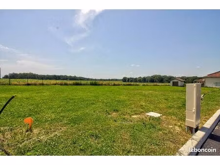 terrain 301 m² chatillon la palud