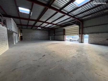 local industriel 530 m²