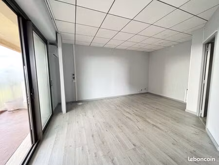bureaux 63 m² bastia