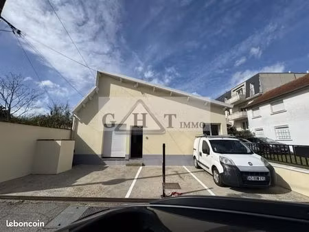 local industriel 80 m²