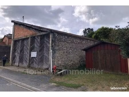 parking/box monbahus