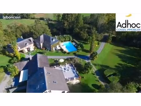 propriété 20 pièces 857 m²