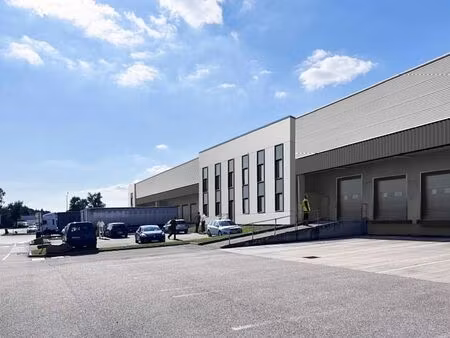 location entrepôt / local d'activités corbas 4 842 m²
