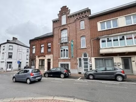 surface commerciale à louer à châtelet (vbb68622)