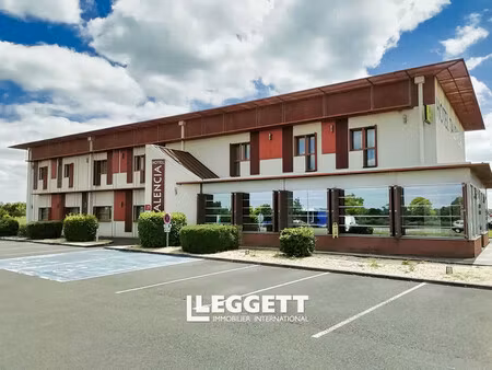 boutique 26 pièce(s)  thouars