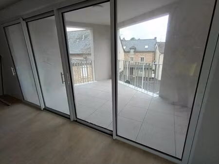 location appartement 3 pièces 70 m² à rignac (12390)