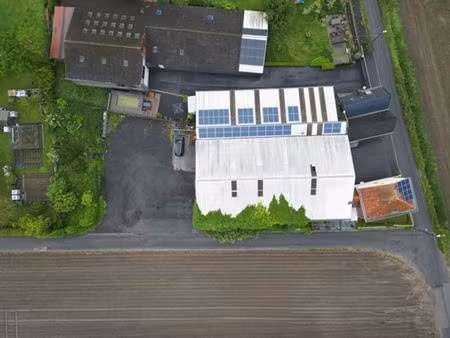 entrepôt avec habitation