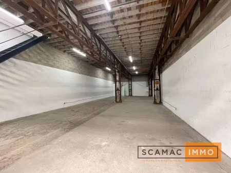 entrepôt de 418m²