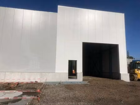 bien professionnel à louer à duffel € 2.708 (kvhxl) - oreon properties herentals | zimmo