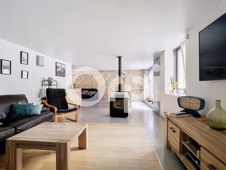 vente maison 4 pièces 135 m² à cubjac-auvézère-val d'ans (24640)  159 000 €