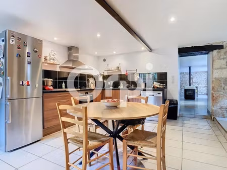 vente maison 4 pièces 135 m² à cubjac-auvézère-val d'ans (24640)  175 000 €