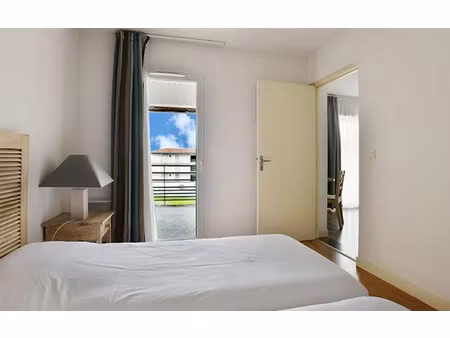 vente appartement 2 pièces 33 m² à la rochelle (17000)  63 500 €