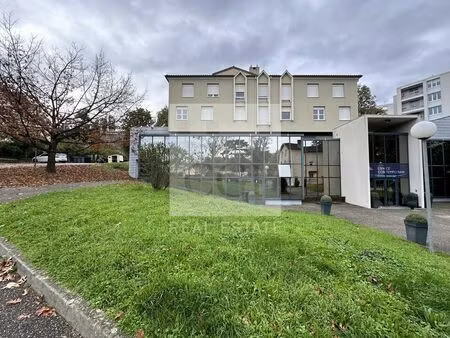 location bureau 92 m² à lyon 5 (69005)