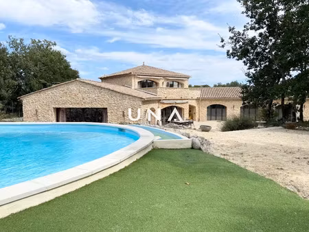 vente propriété 10 pièces 425 m² à labastide-de-virac (07150)  889 000 €