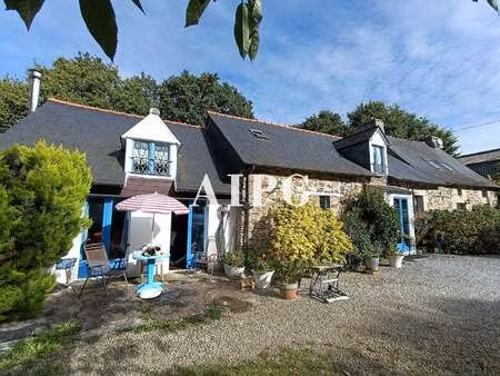 vente maison à saint-guen (22530) : à vendre / 163m² saint-guen